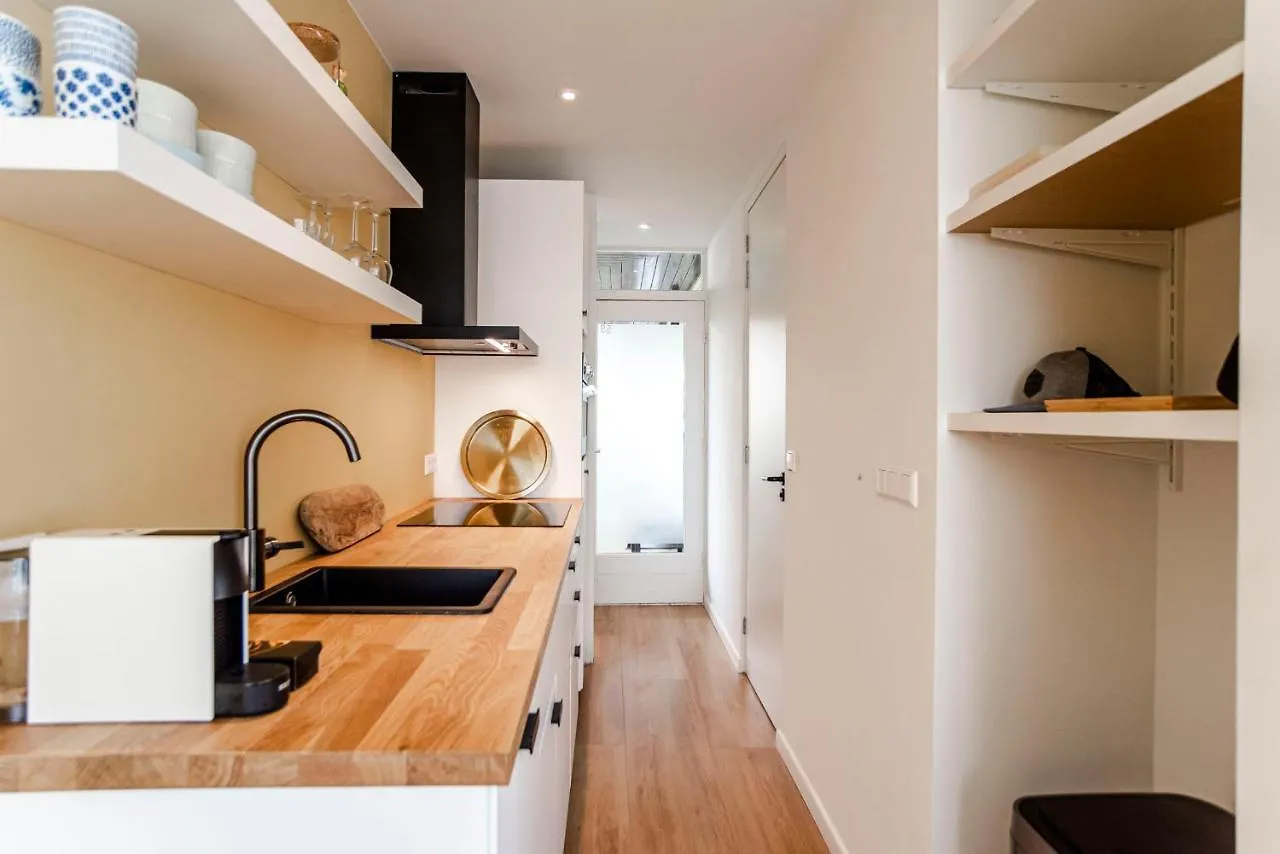The Shell Apartment Zandvoort Holandia